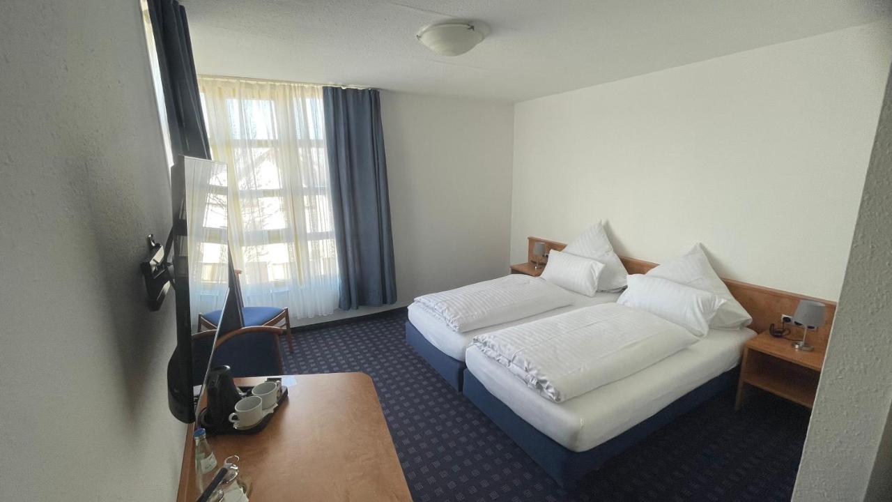 Krystall Hotel Filderstadt Exterior photo